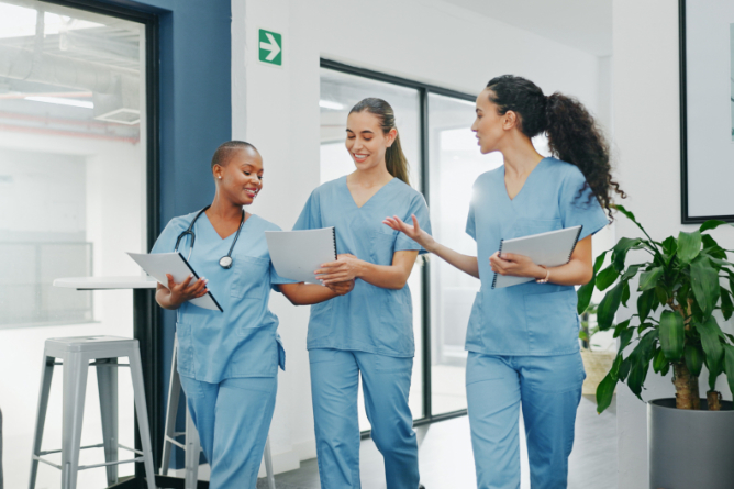 explore-fast-track-careers-in-healthcare